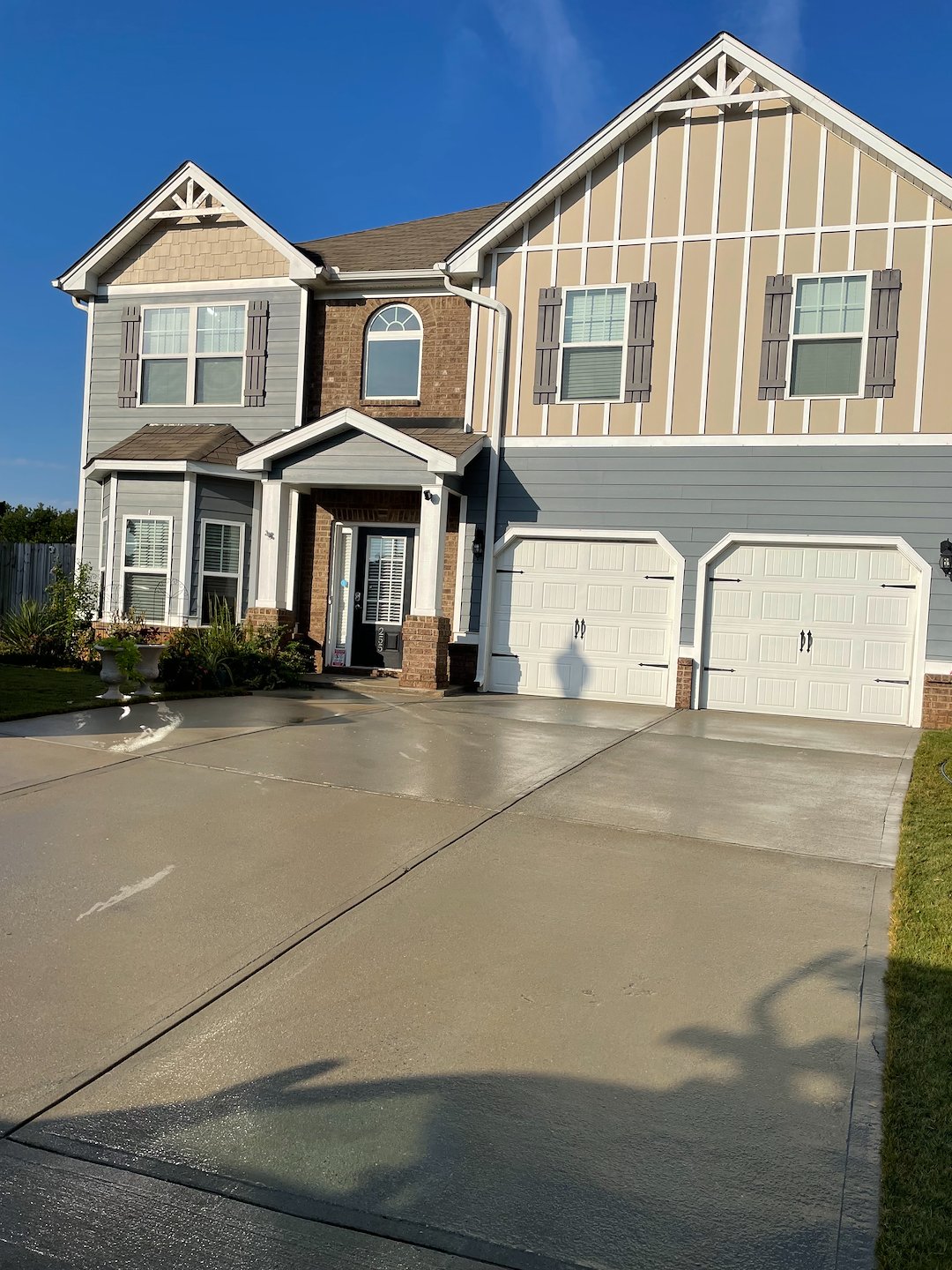 Concrete Cleaning & Red Clay Removal in Greer, SC Thumbnail
