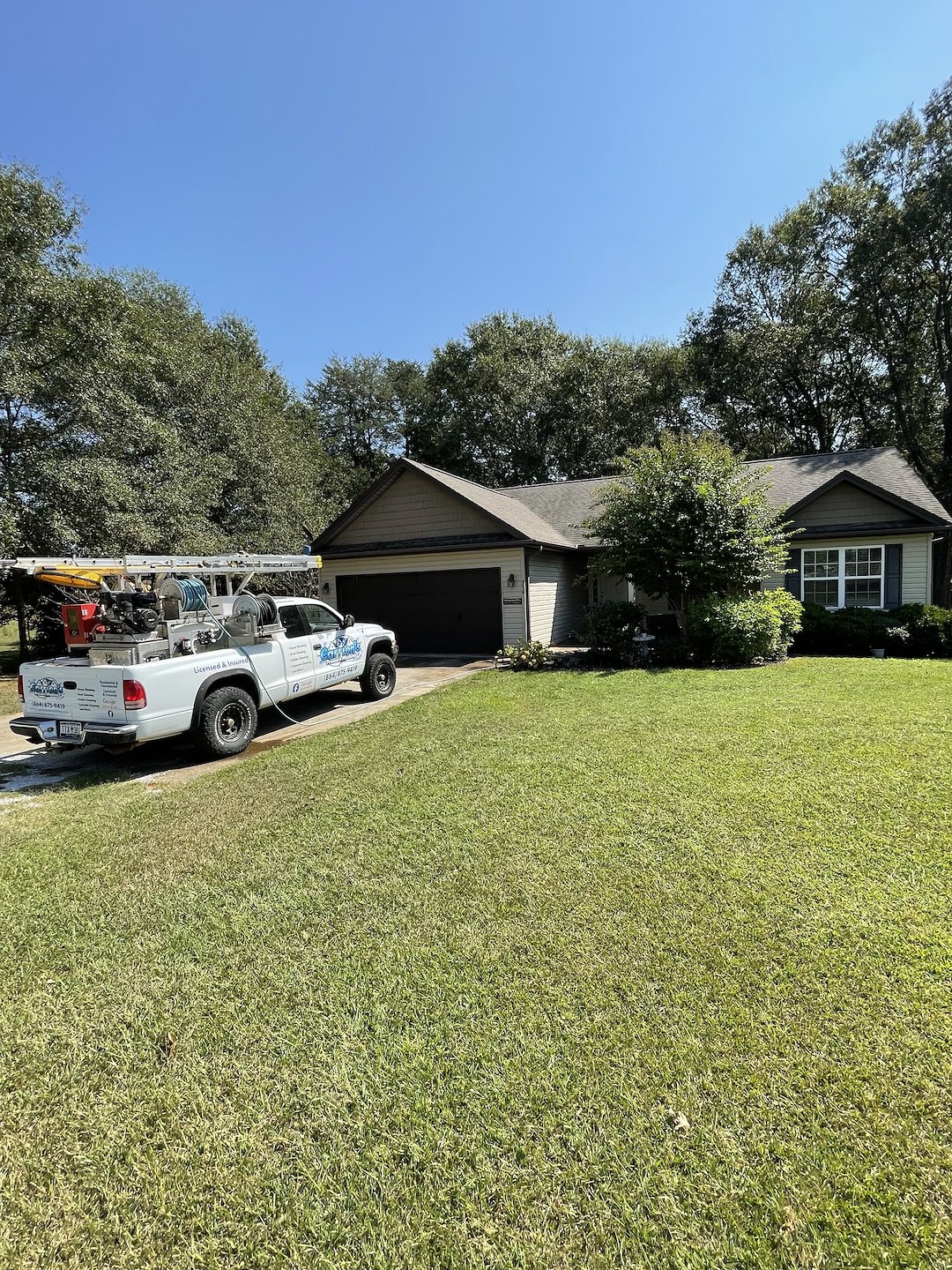 Fast House Washing & Algae Removal in Inman, SC Thumbnail