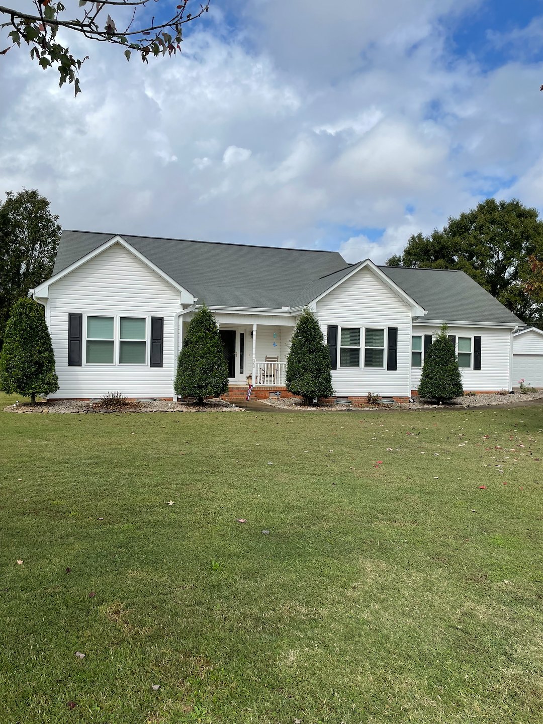 Quality House Siding Soft washing in Lyman, SC Thumbnail