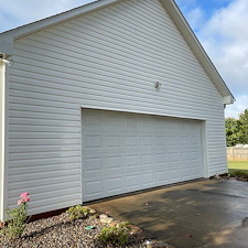 Quality-House-Siding-Soft-washing-in-Lyman-SC 1